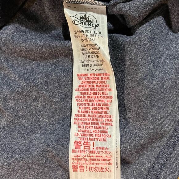 Disney Stitch Christmas Woman’s Top XL NWT - Picture 7 of 10